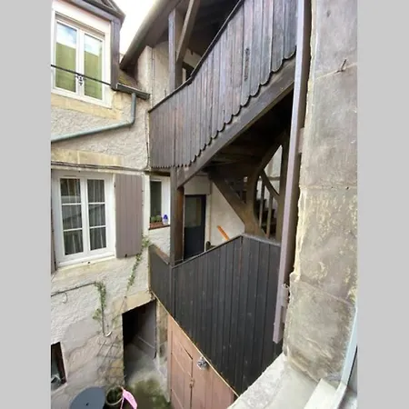 Le Puits Du Bourg Apartment Nevers Exterior photo