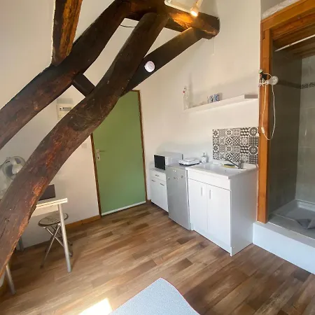 Le Puits Du Bourg Apartment Nevers Exterior photo