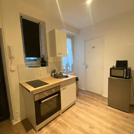 Le Puits Du Bourg Apartment Nevers Exterior photo