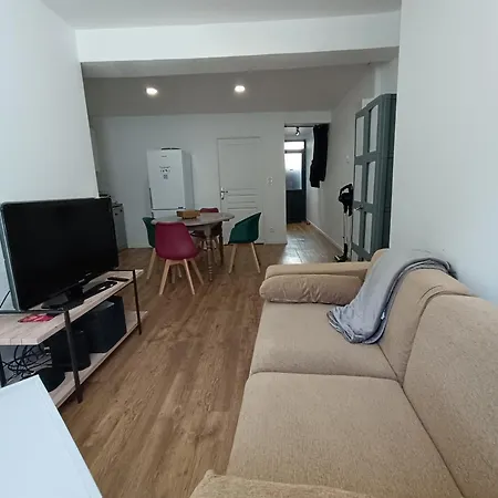 Le Puits Du Bourg Apartment Nevers Exterior photo