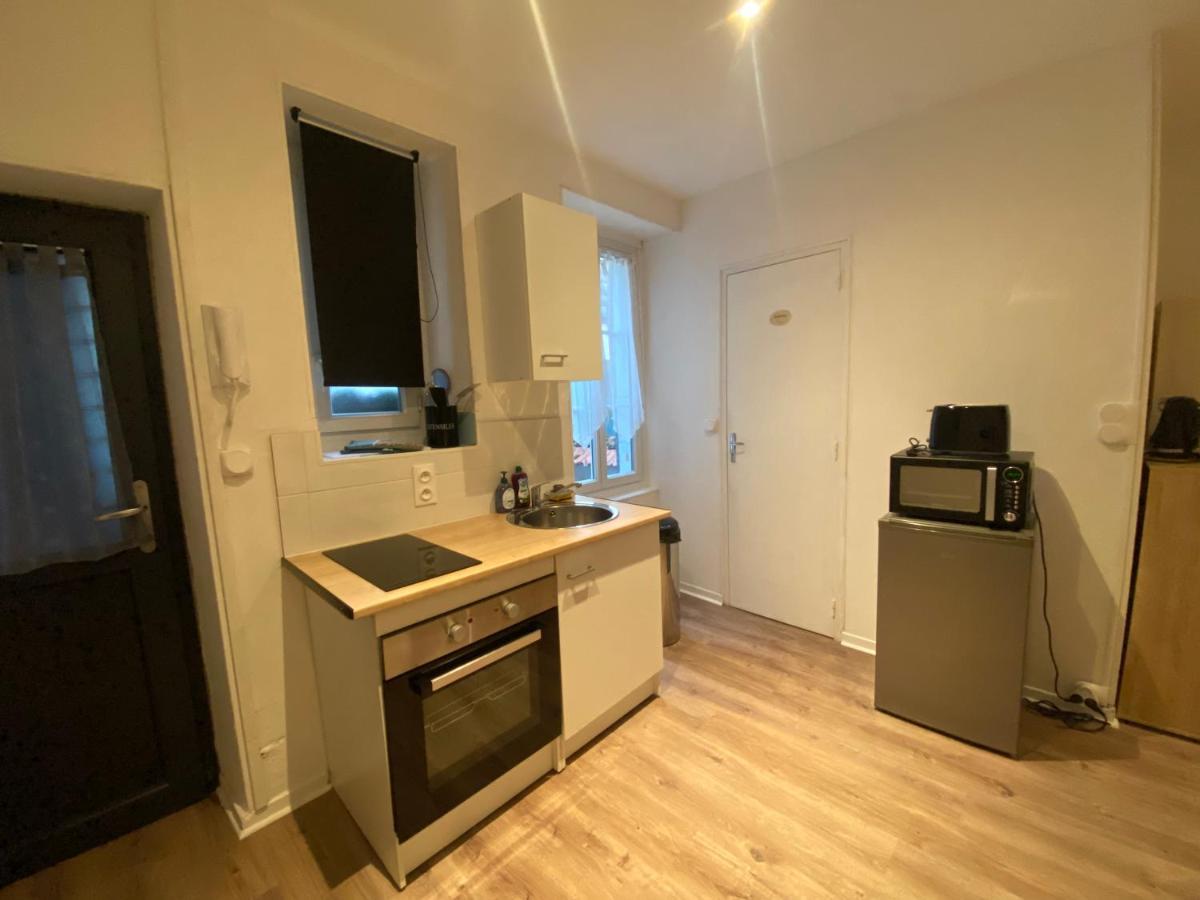 Le Puits Du Bourg Apartment *