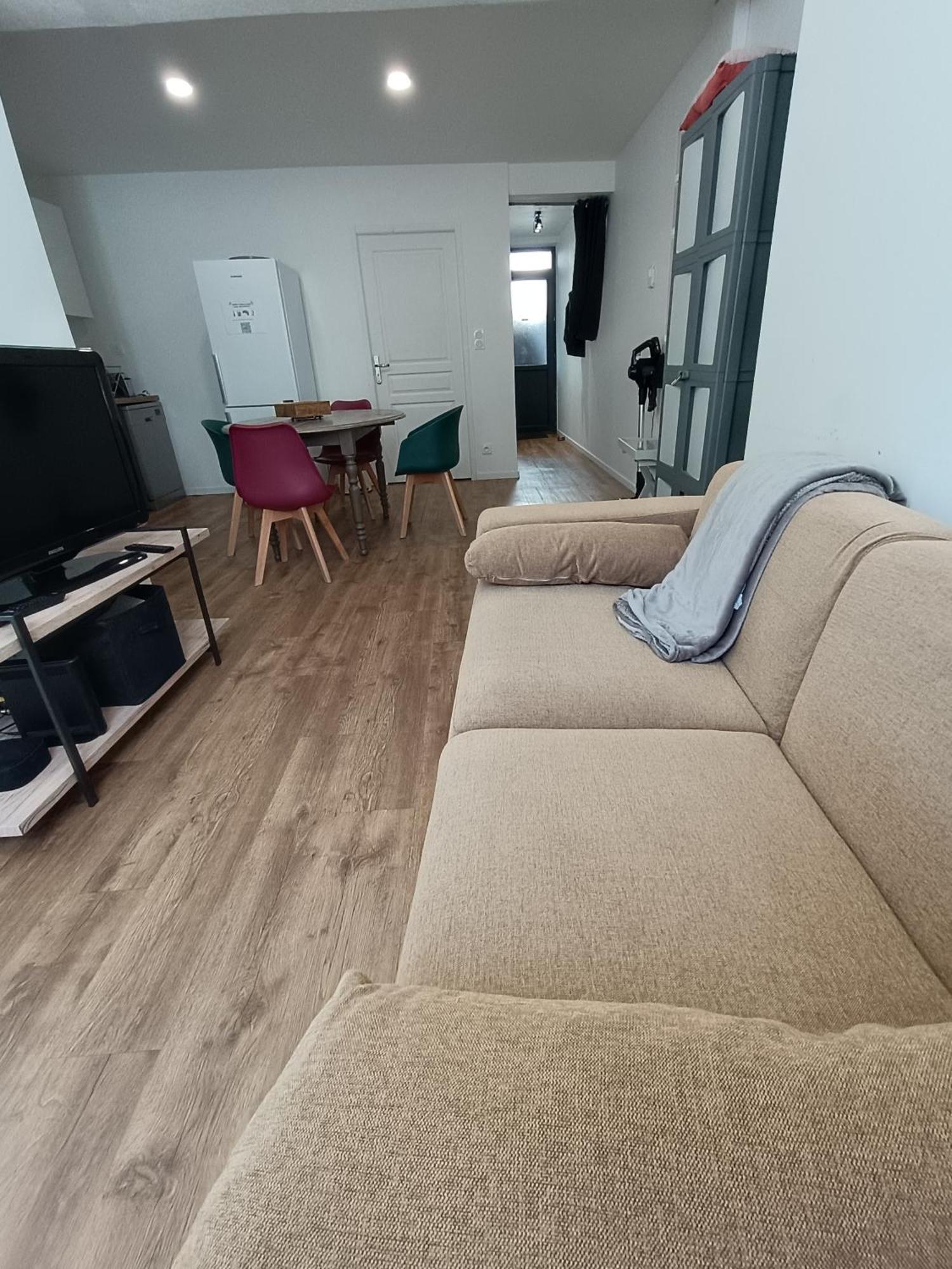 Le Puits Du Bourg Apartment